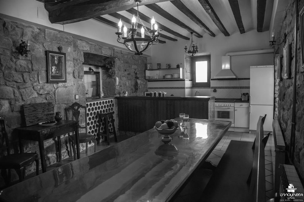 Casa Rural La Molinera Etxea Samaniego Екстер'єр фото